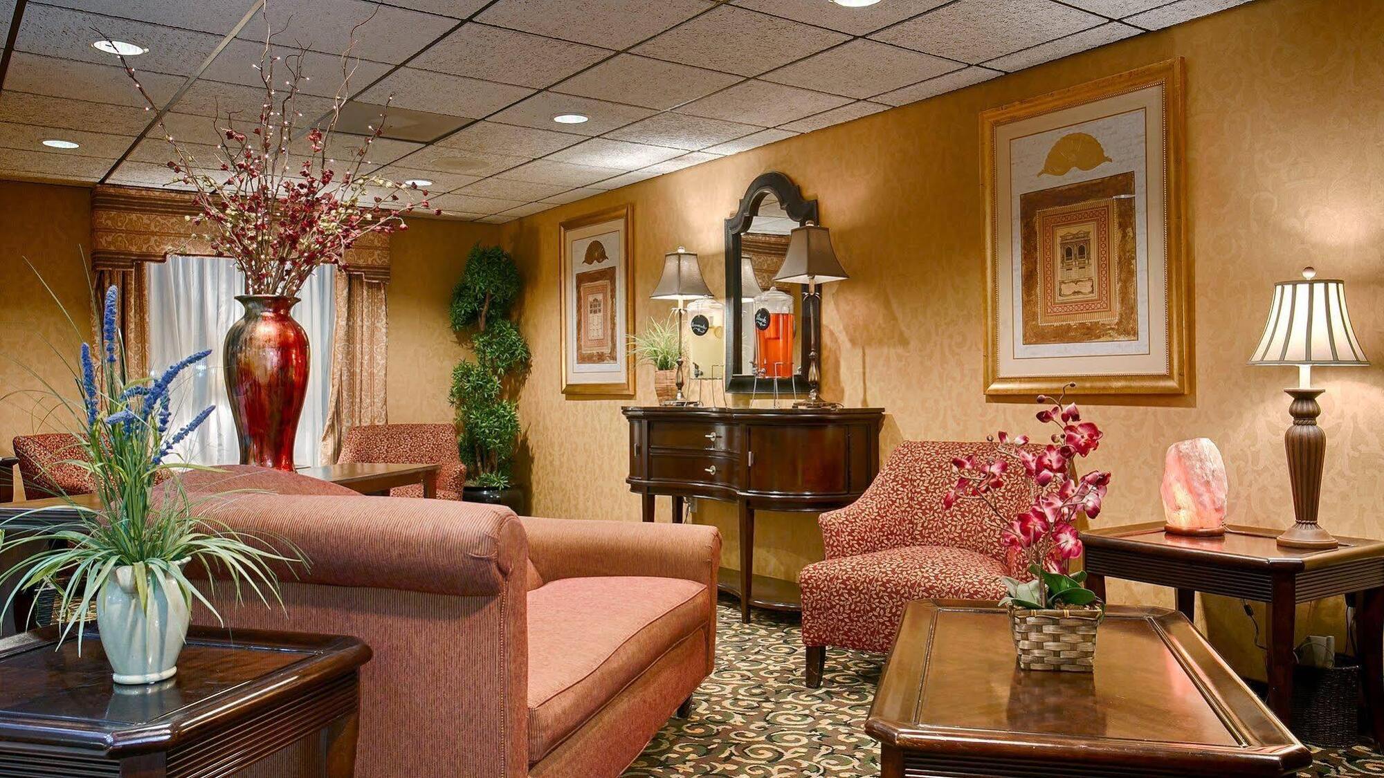 Best Western Plus Richmond Hill Inn Exterior foto