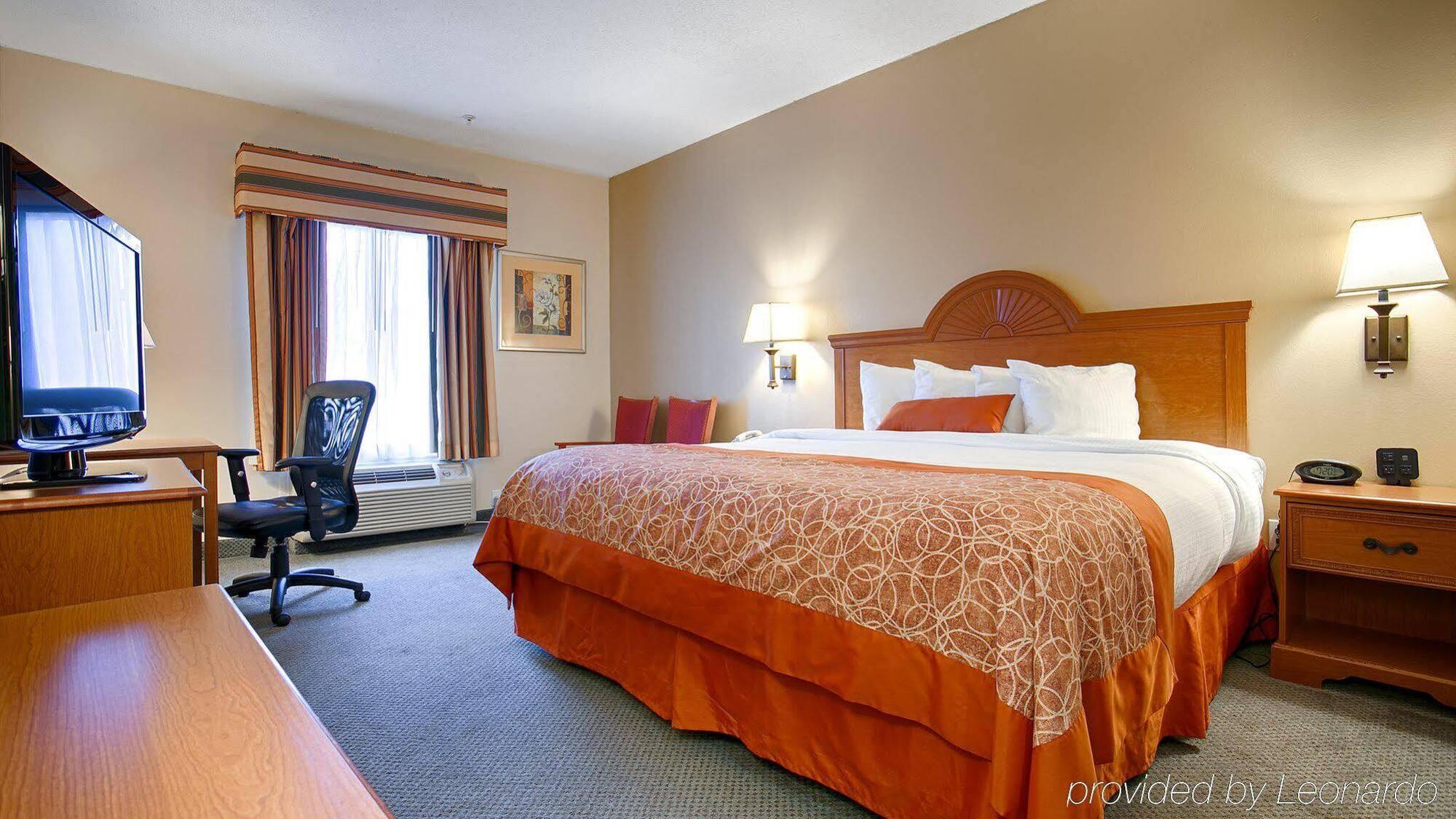 Best Western Plus Richmond Hill Inn Exterior foto